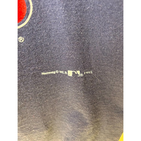 Vintage 90s Indians Nutmeg graphic tee - Picture 4 of 5